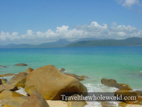 Australia-Fritozy-Beach