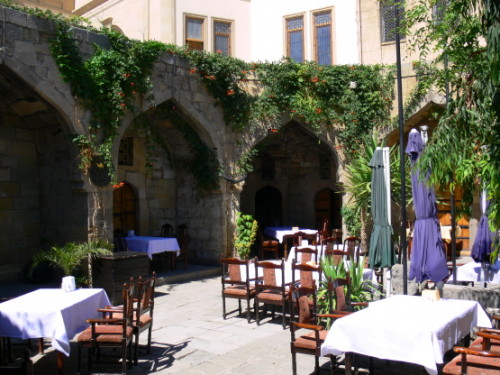 Azerbaijan Caravan Cafe2