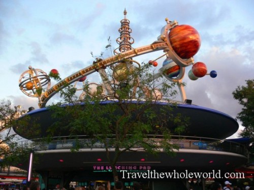 Disney World Tomorrow Land