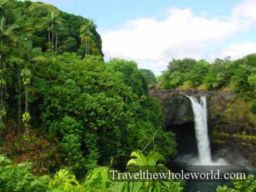 Hawaii-Big-Island-Falls