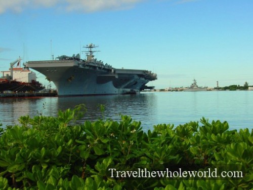 Hawaii-Pearl-Harbor-USS-Lincoln