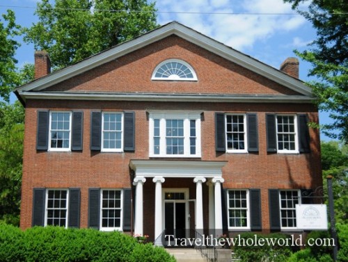 Kentucky Frankfort House