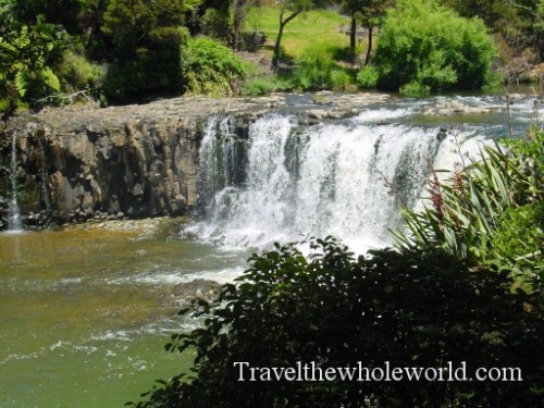 New-Zealand-Bay-Of-Islands-Falls