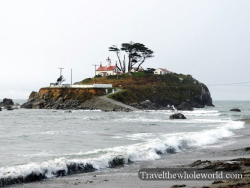 California Crescent City Island Home