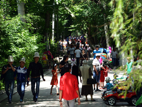 Kyrgyzstan Osh Amusement Park People