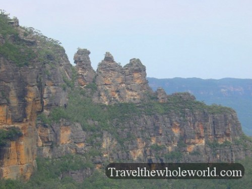 Australia-Blue-Moutains-Three-Sisters