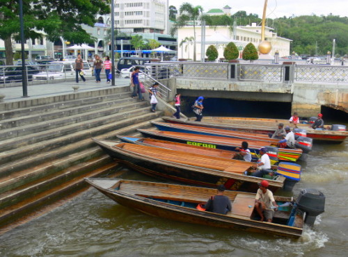 Brunei Water City Taxis