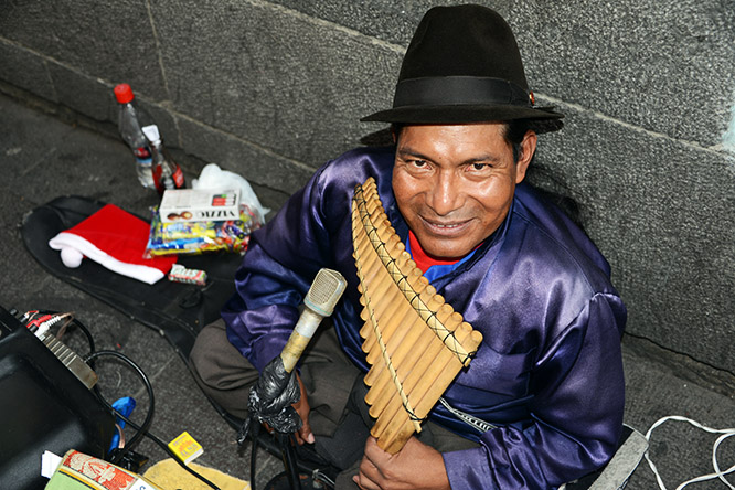 Ecuador Quito Singer