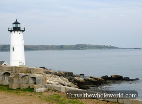 New-Hampshire-Fort-Constellation-Lighthouse