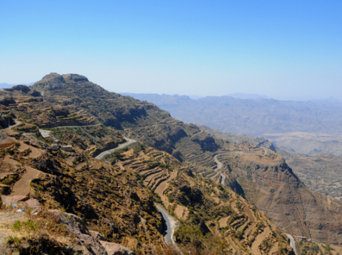 Yemen-Mountain-Road