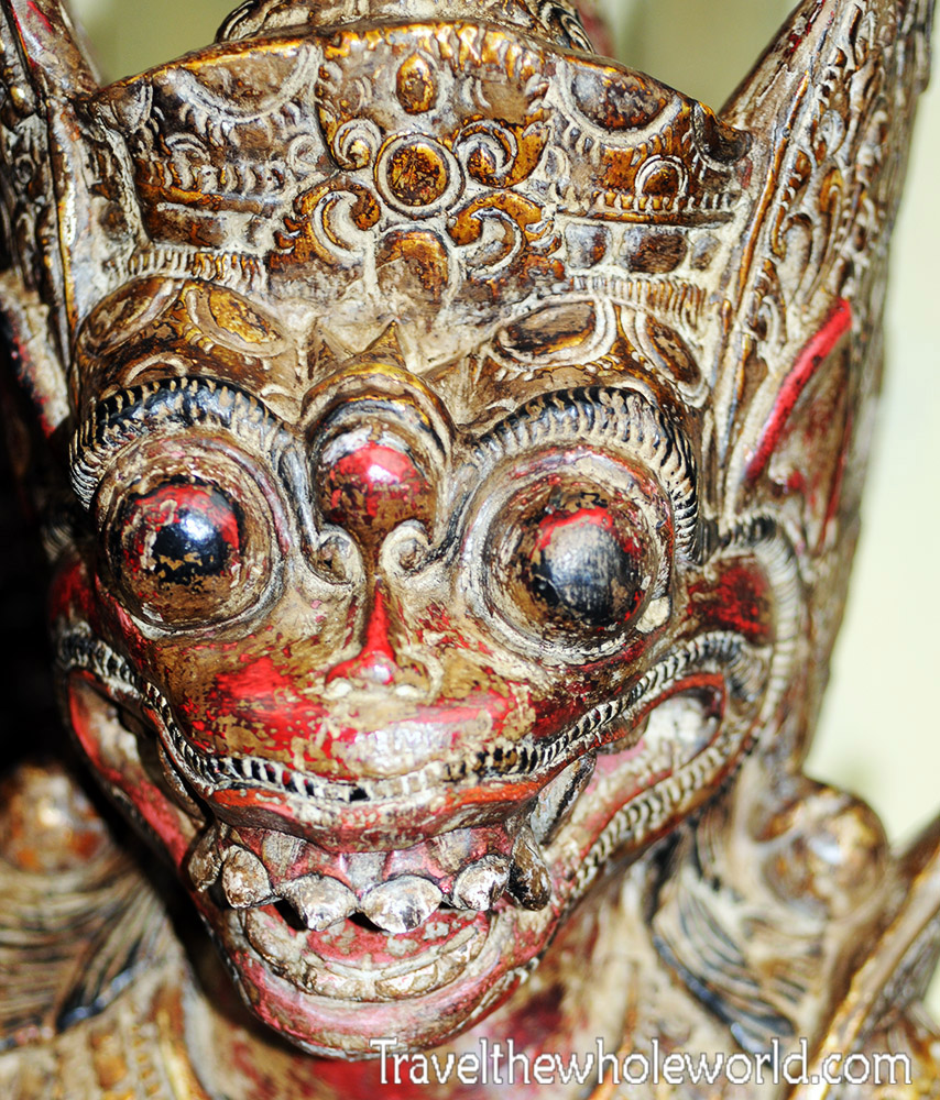 Travel Photos Indonesia Jakarta Market Antique Dragon
