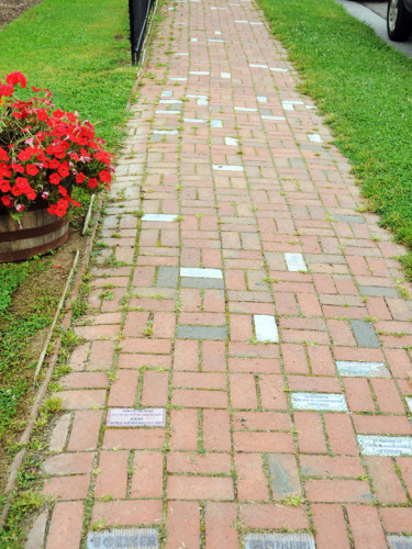Virginia Damascus Brick Sidewalk