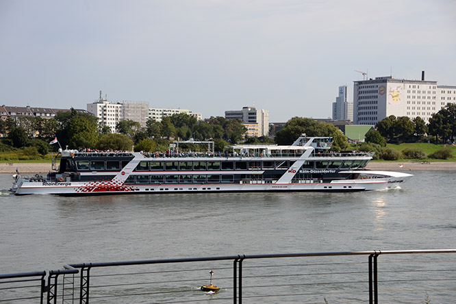 Germany-Cologne-Cruise