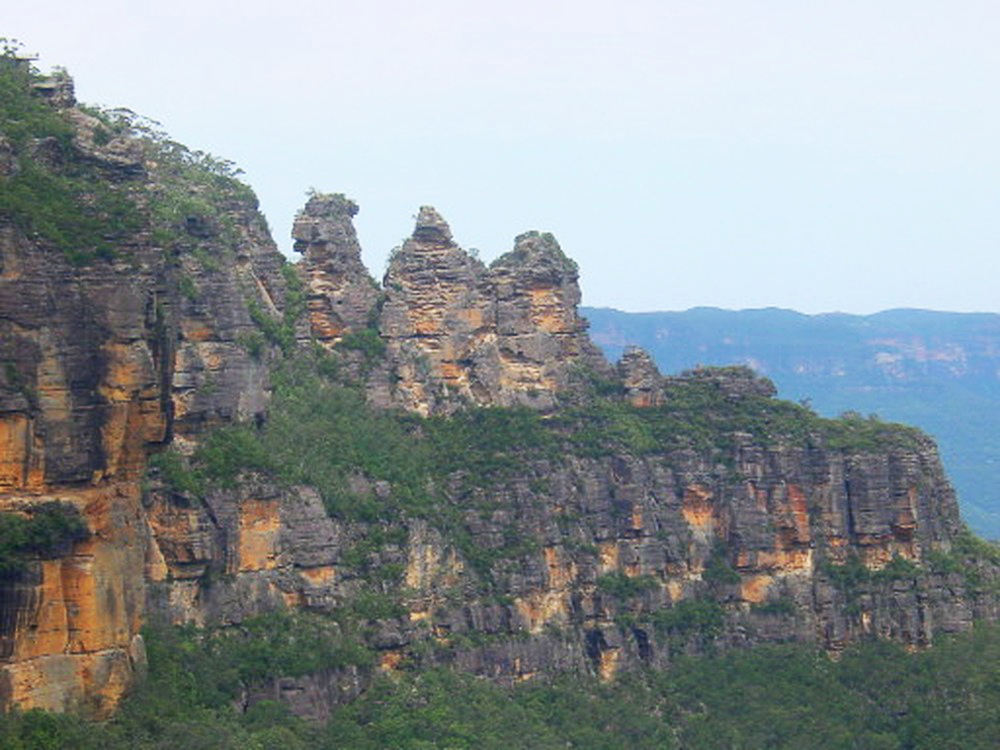 Three Sisters rock formation in Australia's Blue Mountains