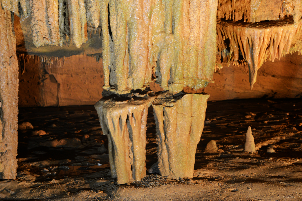 Cathedral Caverns Broken Columns