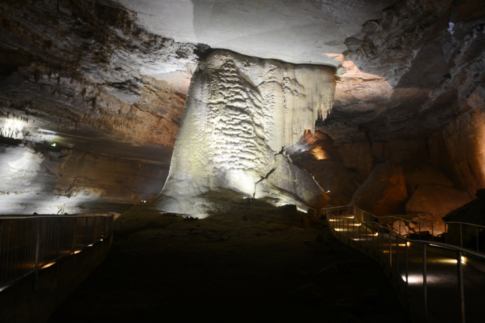 Alabama Cathedral Caverns Goliath Column