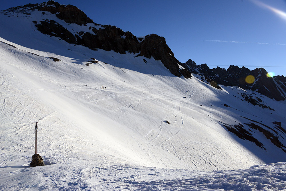 Snow traverse at the beginning of summit day on Grossglockner