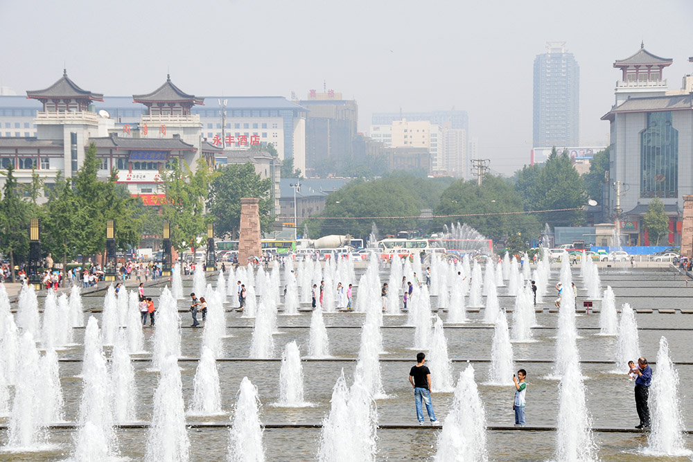 Fountains near the Big Wild Goose Pagoda in Xi'an