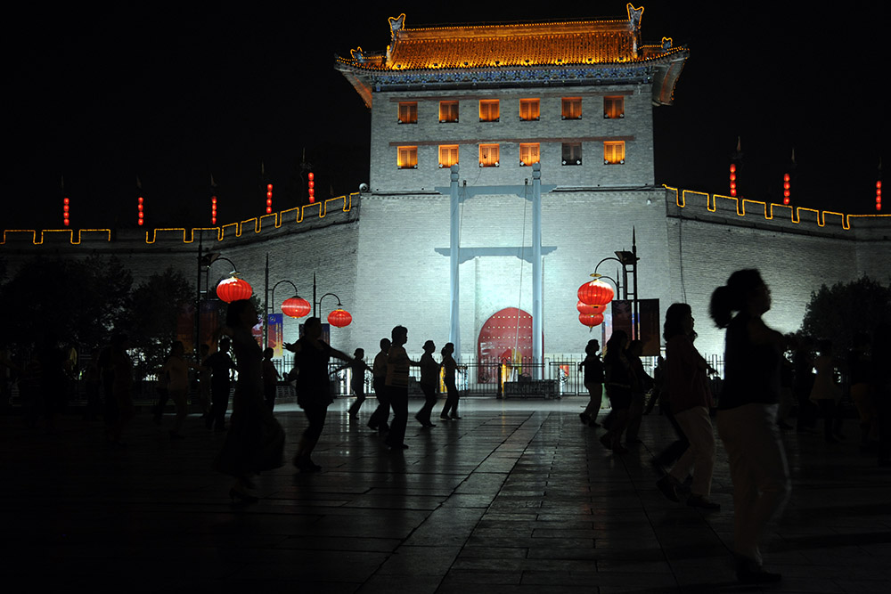 Ceremonial performance at the South Gate of Xi'an City Wall