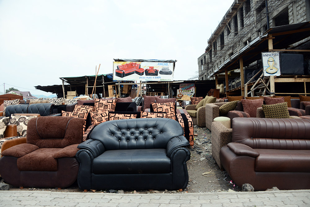Couches Couches for sale outdoors in Goma