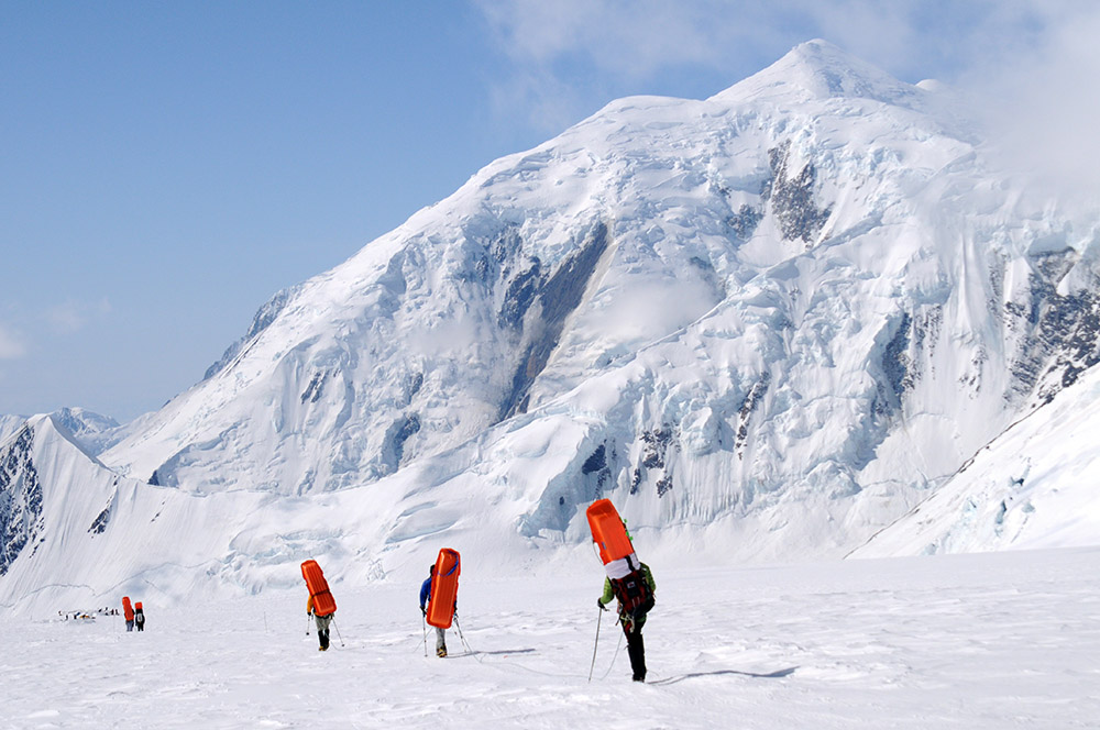 Descending after a cache carry on Denali