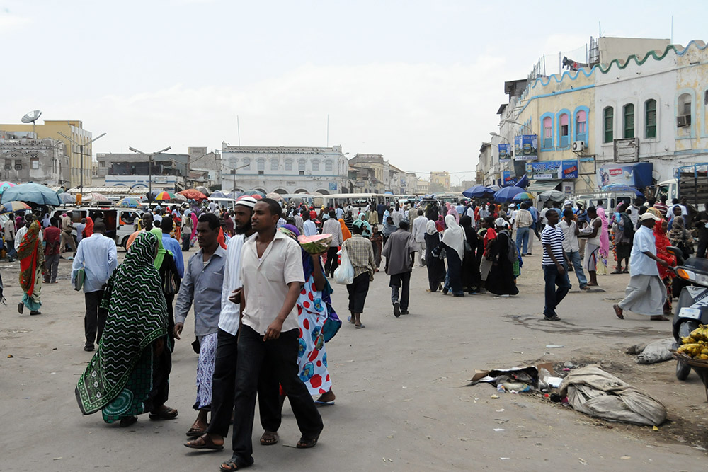 Busy outdoor market in Djibouti City
