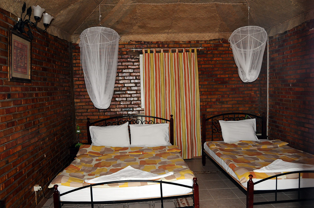 Bungalow accommodation on Moucha Island