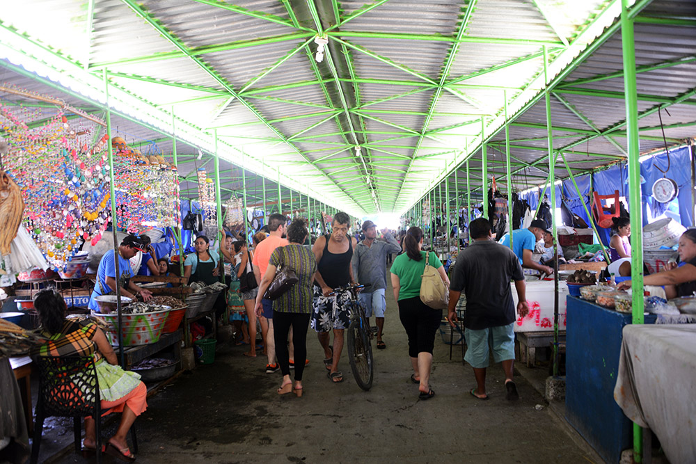 Fish market in La Libertad