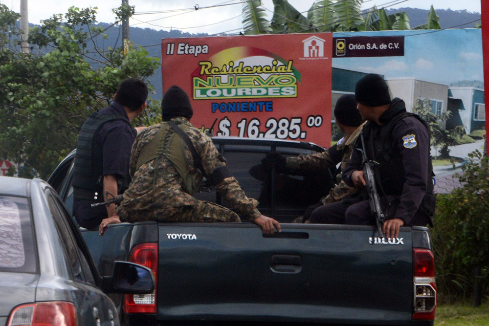 Security presence in San Salvador