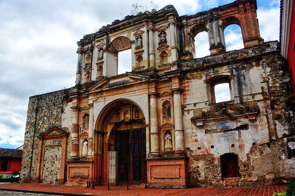 Ruins of the Compañía de Jesús in Antigua, Guatemala