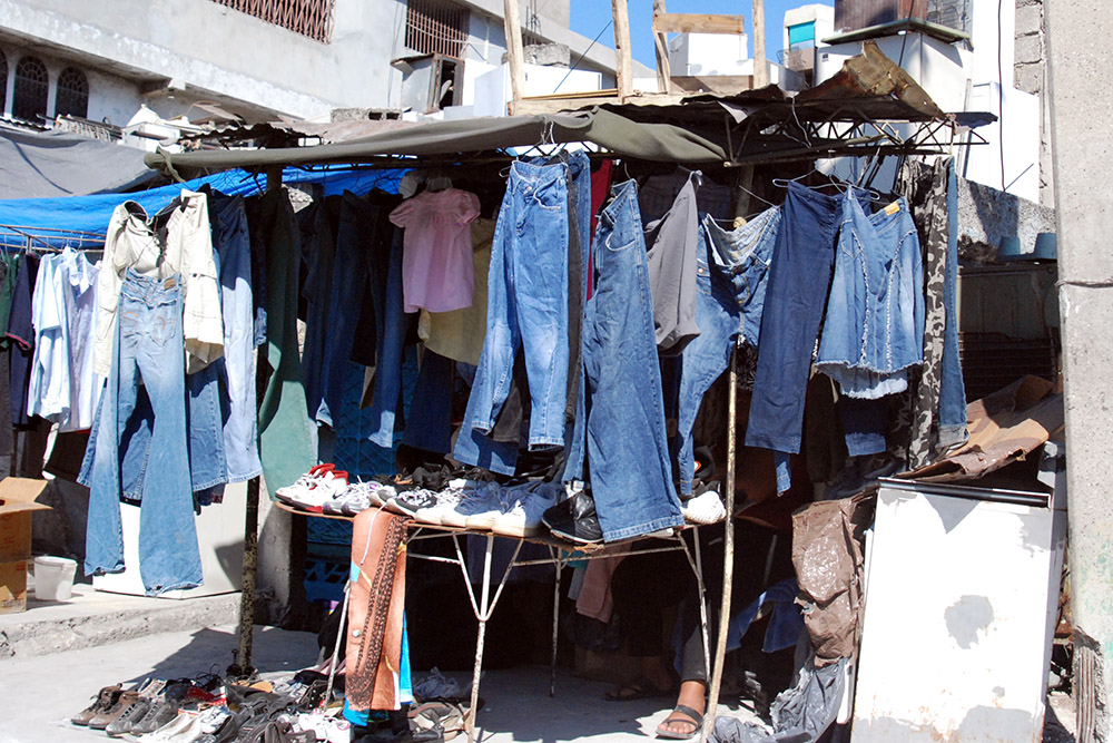 Haiti Port-au-Prince Jeans For Sale