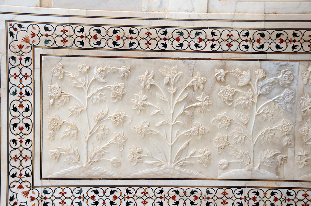 Taj Mahal Details