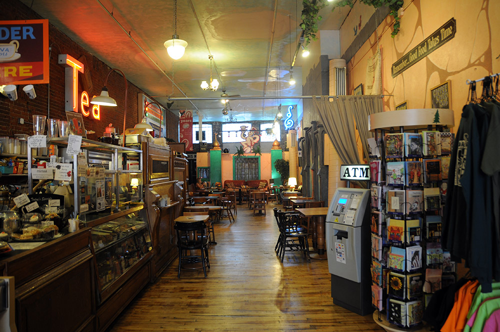 Iowa Des Moines Coffee Shop
