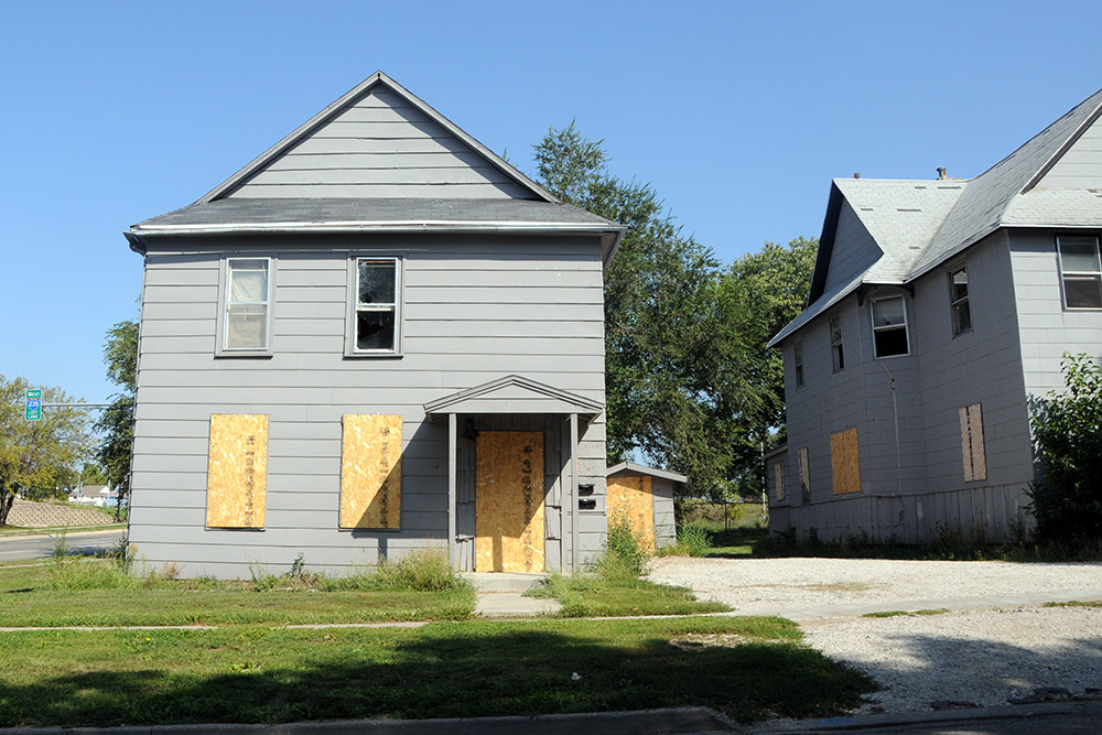 Iowa Des Moines Abandoned House