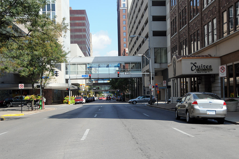 Iowa Des Moines Street