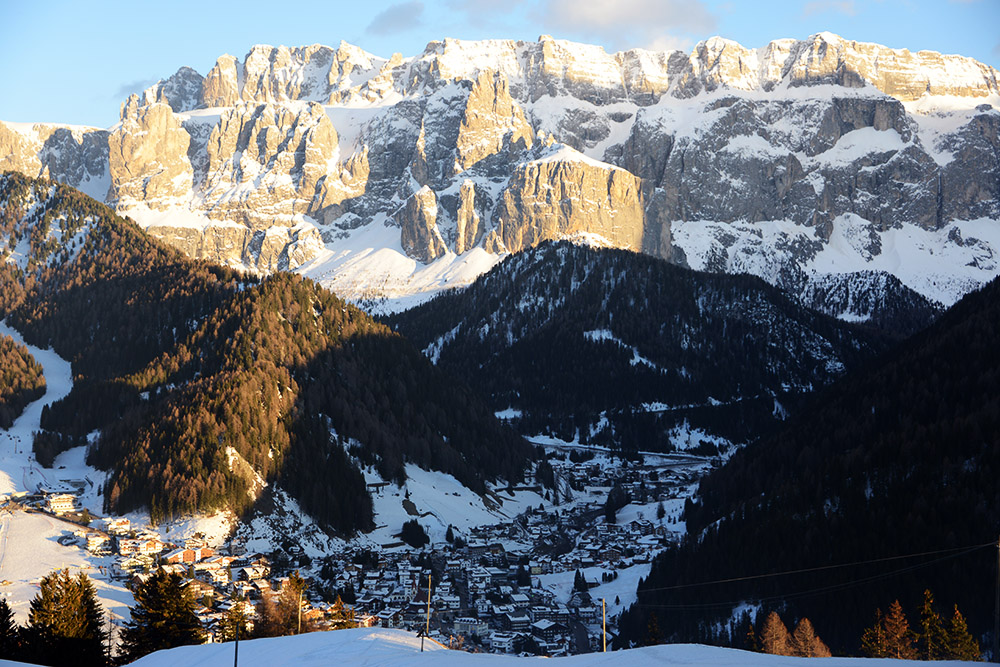 Travel Photos Italy Dolomites Town