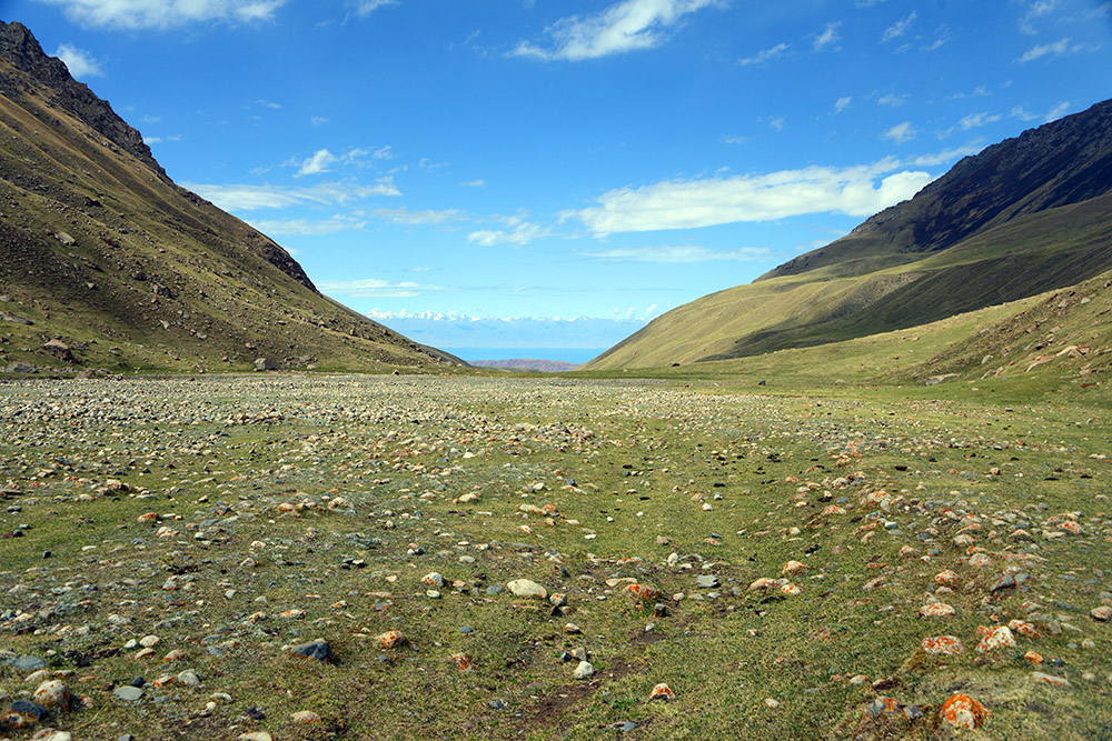 Kyrgyzstan Horseback Riding Valley