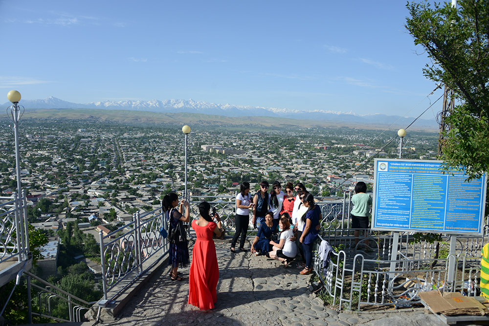 Visitors on Sulaiman-Too Sacred Mountain