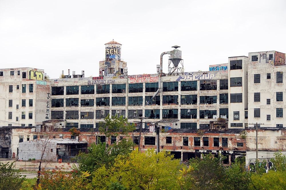 Large abandoned building in Detroit Michigan