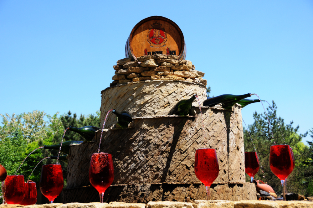 Fountain at the entrance to Milestii Mici winery in Moldova