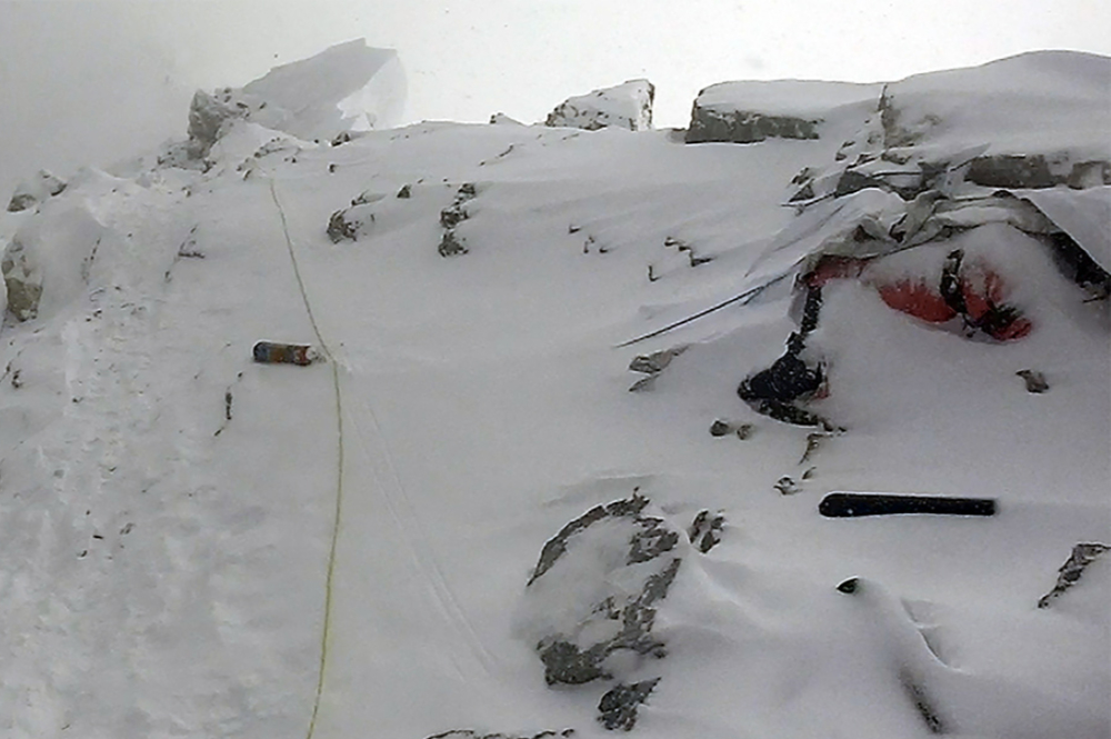 Body of a climber encountered high on Mount Everest