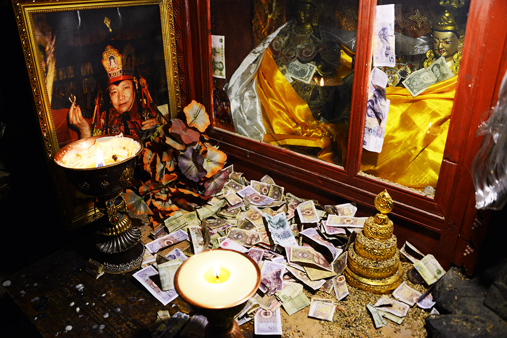 Cave room at Rongbuk Monastery in Tibet