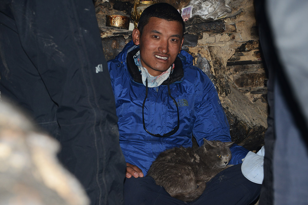 Tendu Sherpa at Rongbuk Monastery