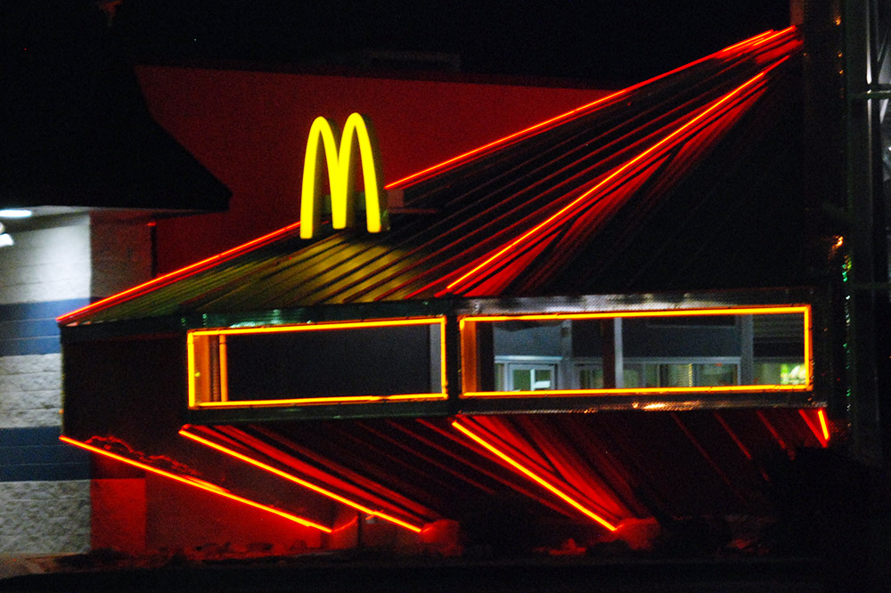McDonald's UFO shaped McDonald's in Roswell New Mexico