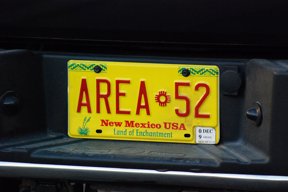 Alien-themed license plate in Roswell