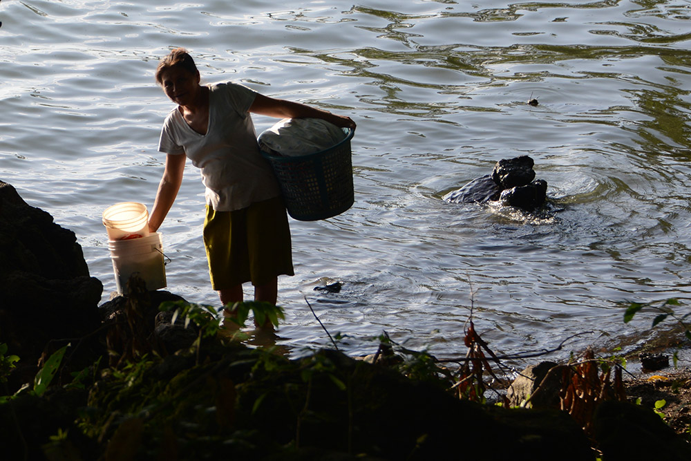 Laundry Nicaragua Ometepe Washing