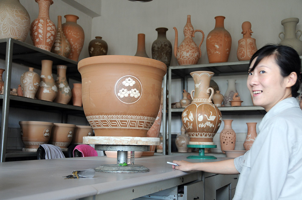 North Korea Pyongyang Pottery