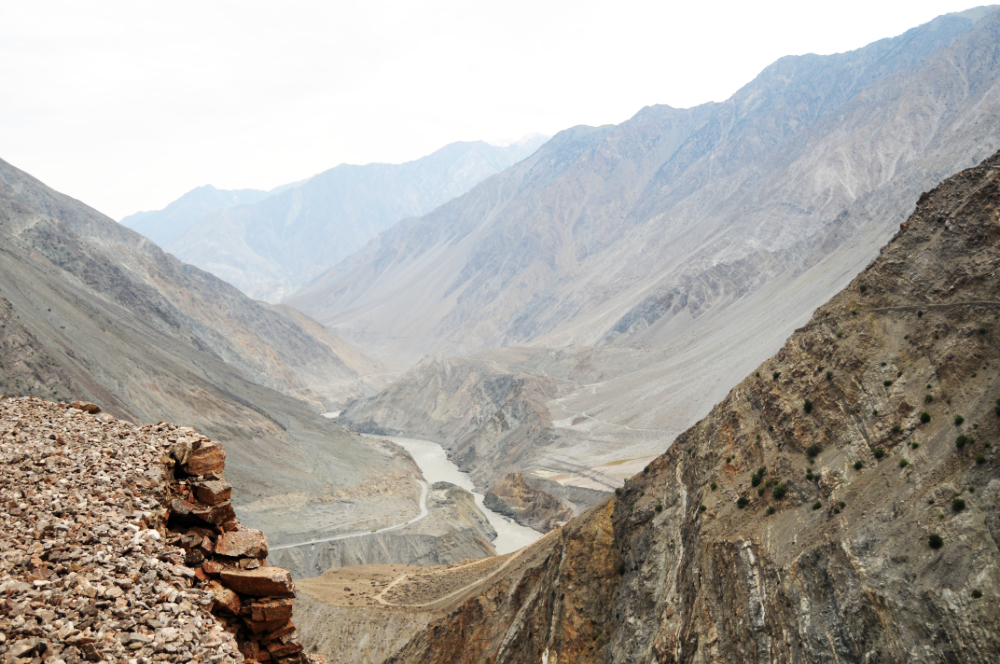 Mountain Road Narrow mountain road in northern Pakistan