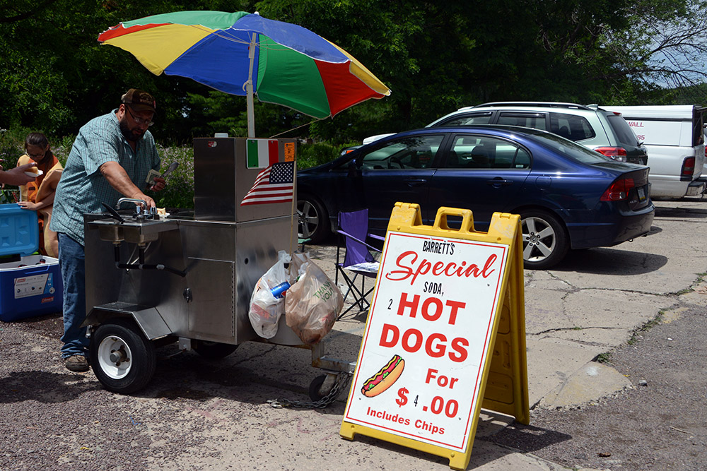 Hot dog stand near Centralia Graffiti Highway