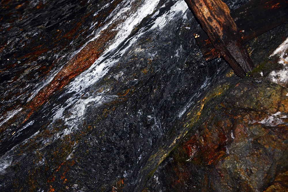 Anthracite coal vein inside Pioneer Tunnel Pennsylvania